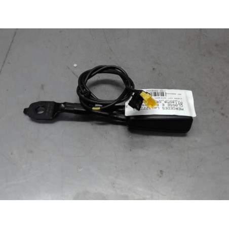 Attache ceinture avant droit MERCEDES CLASSE E 212