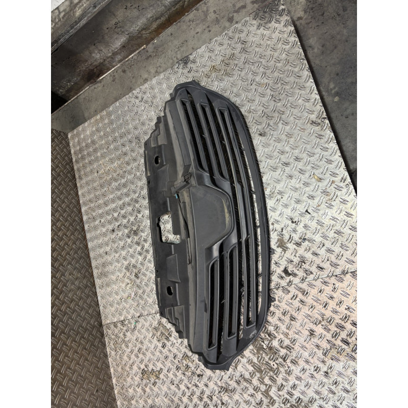 Calandre RENAULT TRAFIC 3 COURT