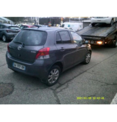 Compteur TOYOTA YARIS 2 Photo n°6