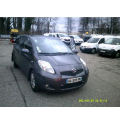 Compteur TOYOTA YARIS 2 Photo n°8