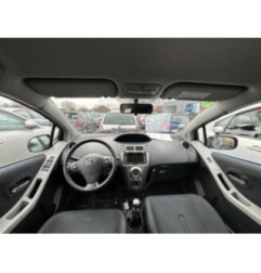 Compteur TOYOTA YARIS 2 Photo n°14
