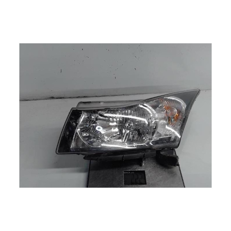 Optique avant principal gauche (feux)(phare) CHEVROLET CRUZE