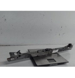 Traverse superieure CHEVROLET CRUZE Photo n°1