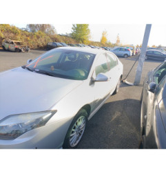 Capot RENAULT LAGUNA 3 Photo n°5