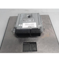 Calculateur moteur MERCEDES CLASSE C 204 Photo n°3