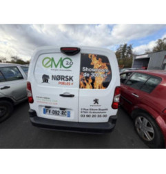 Moteur essuie glace avant PEUGEOT PARTNER 3 Photo n°17