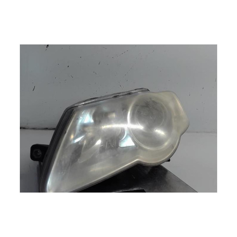 Optique avant principal gauche (feux)(phare) VOLKSWAGEN PASSAT 5
