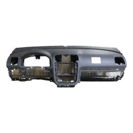 Planche de bord complete VOLKSWAGEN SCIROCCO 3 Photo n°1