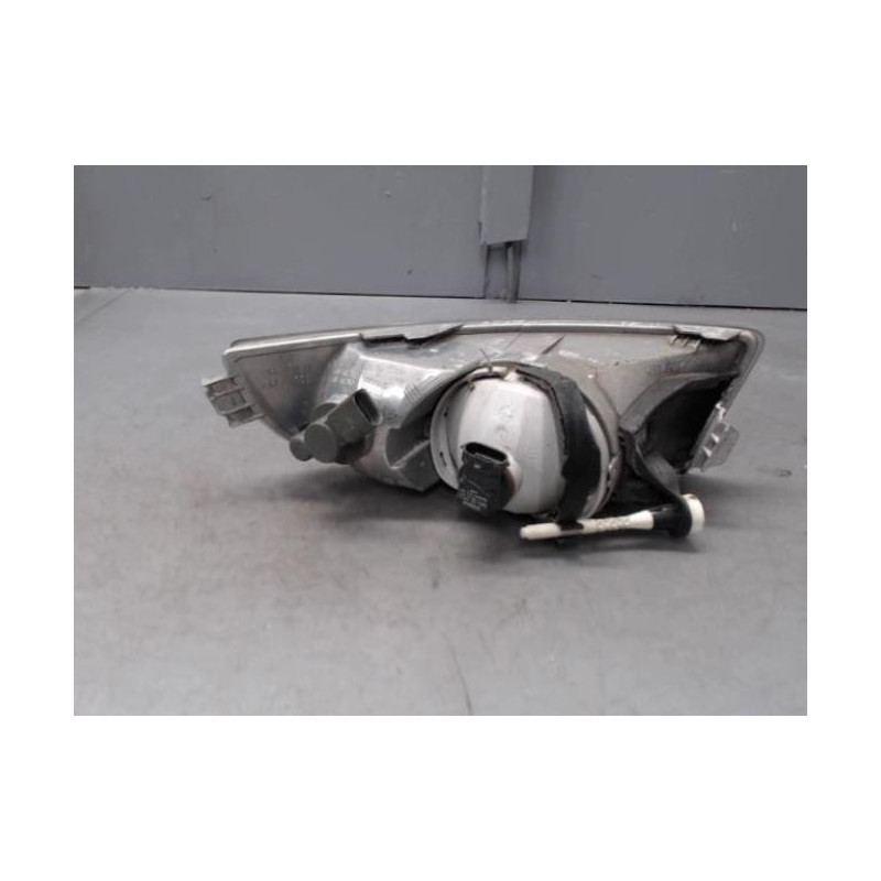 Anti brouillard droit (feux) SKODA OCTAVIA 2