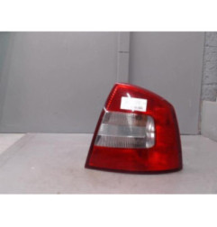 Feu arriere principal droit (feux) SKODA OCTAVIA 2 Photo n°1