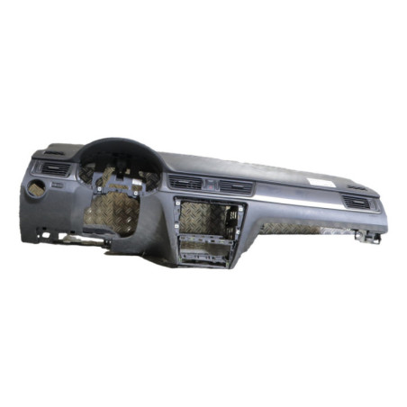 Planche de bord complete SKODA RAPID SPACEBACK