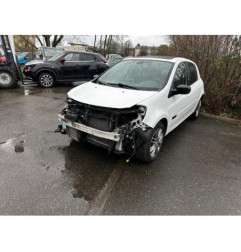 Capot RENAULT CLIO 3 Photo n°7