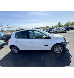 Capot RENAULT CLIO 3 Photo n°8
