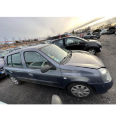 Feu arriere principal droit (feux) RENAULT CLIO 2 CAMPUS Photo n°17