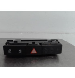 Bouton de warning OPEL ASTRA J