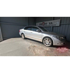 Capot SKODA SUPERB 2 Photo n°7
