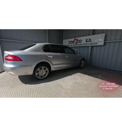Capot SKODA SUPERB 2 Photo n°8