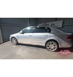 Capot SKODA SUPERB 2 Photo n°12