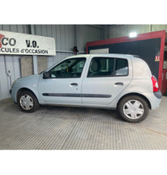 Capot RENAULT CLIO 2 Photo n°11