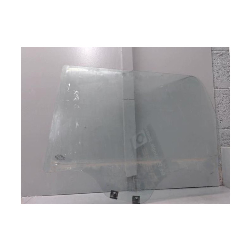 Vitre arriere gauche RENAULT CLIO 2