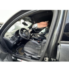 Attache ceinture arriere gauche AUDI A1 1 Photo n°17