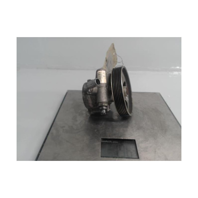 Pompe de direction PEUGEOT 3008 1