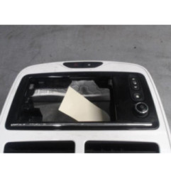 Facade autoradio RENAULT ZOE 1