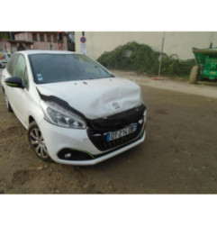 Vitre avant droit PEUGEOT 208 1 Photo n°5