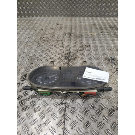 Compteur RENAULT MASTER 2 Photo n°1