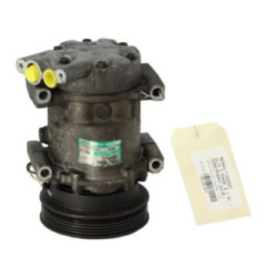 Compresseur clim RENAULT CLIO 2 Photo n°1