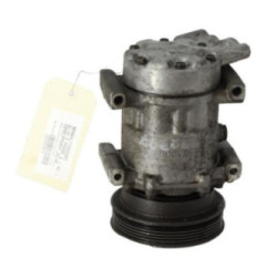 Compresseur clim RENAULT CLIO 2 Photo n°3