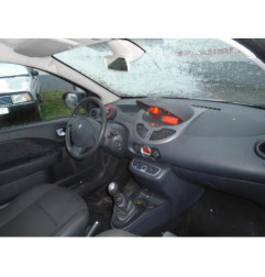 Capot RENAULT TWINGO 2 Photo n°9
