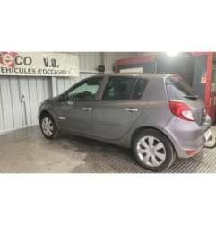 Capot RENAULT CLIO 3 Photo n°16