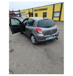 Capot RENAULT CLIO 3 Photo n°20