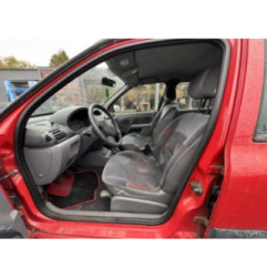 Pompe de direction RENAULT CLIO 2 Photo n°10