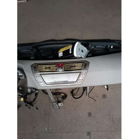 Planche de bord complete CITROEN C4 GRAND PICASSO 1 Photo n°1