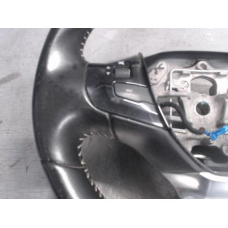 Volant PEUGEOT 308 2 Photo n°1