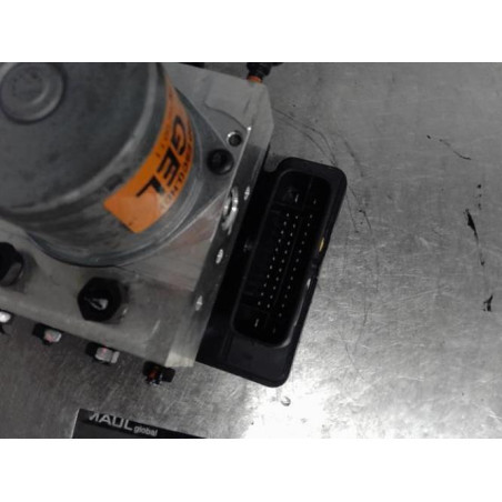 Bloc ABS (freins anti-blocage) HYUNDAI I 30 2 Photo n°1