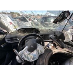 Volant PEUGEOT 308 2 SW Photo n°18