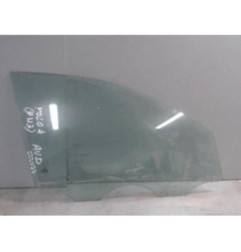 Vitre avant droit VOLKSWAGEN POLO 4
