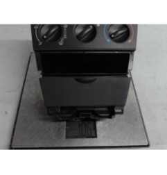 Commande chauffage TOYOTA COROLLA 10 Photo n°4