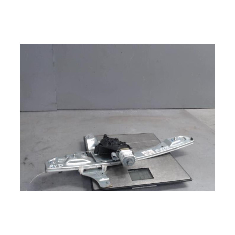 Moteur leve vitre avant droit PEUGEOT 208 1