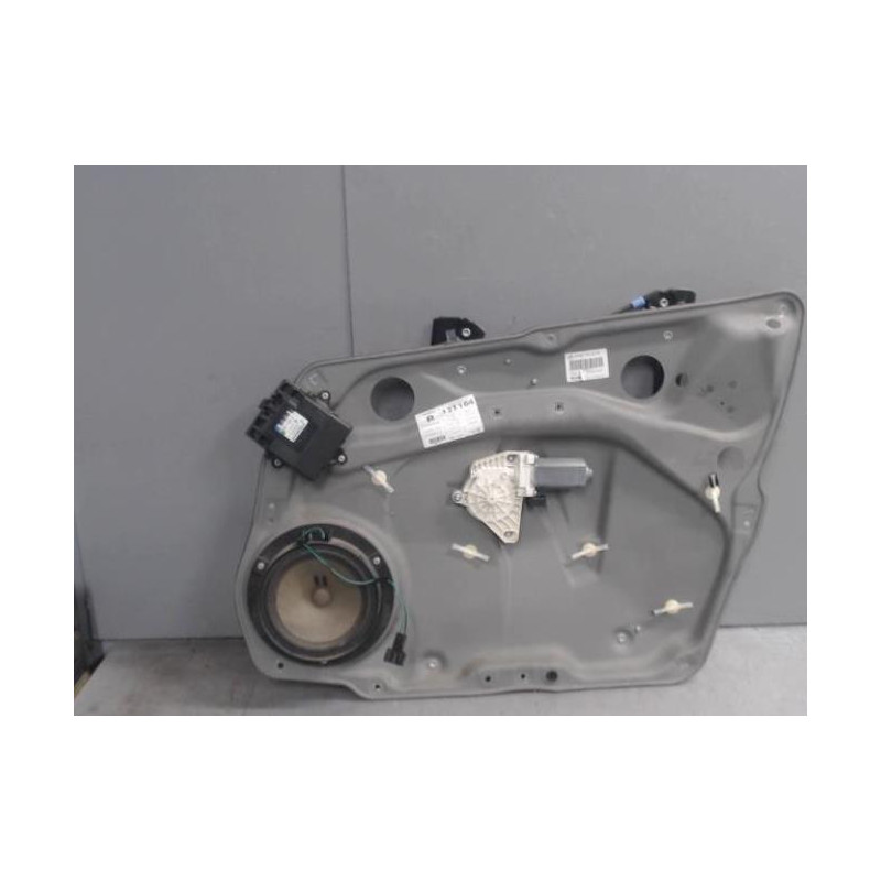 Moteur leve vitre avant droit MERCEDES CLASSE A 169