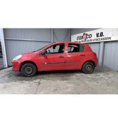 Capot RENAULT CLIO 3 Photo n°18