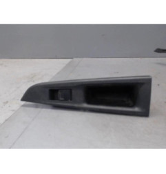 Interrupteur de leve vitre arriere gauche TOYOTA VERSO-S