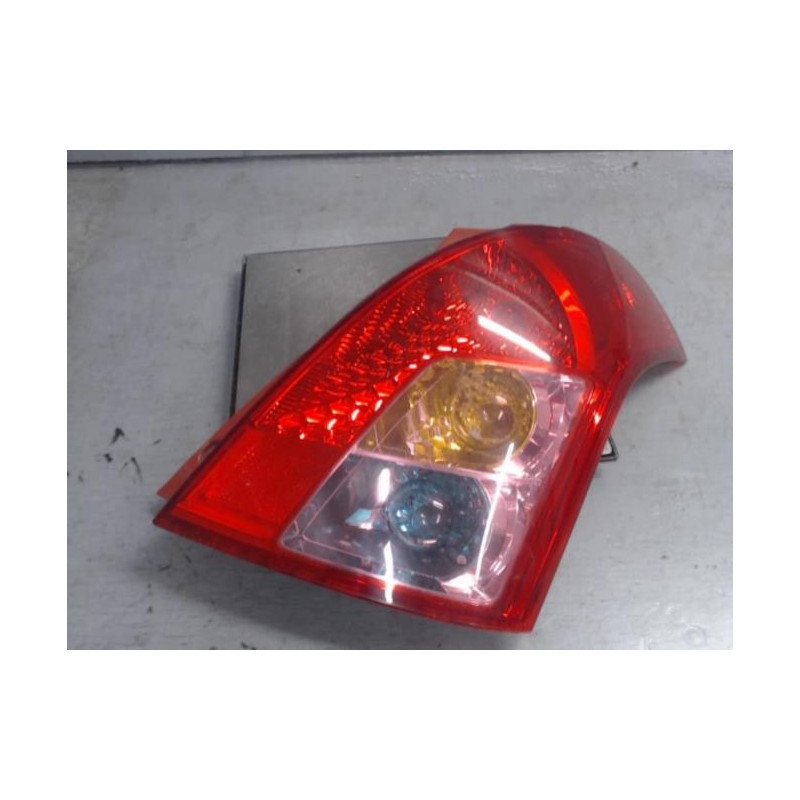 Feu arriere principal droit (feux) SUZUKI SWIFT 3