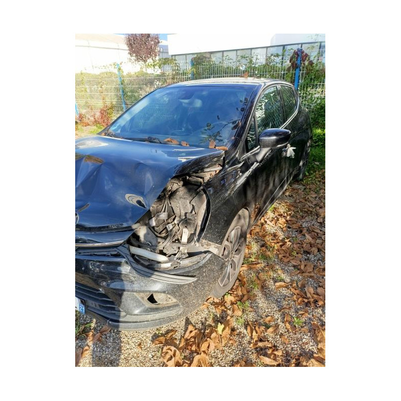 Volant RENAULT CLIO 4