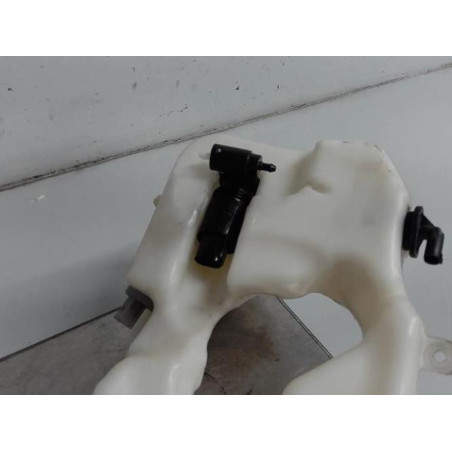 Vase de lave glace VOLVO S 60 1 Photo n°1