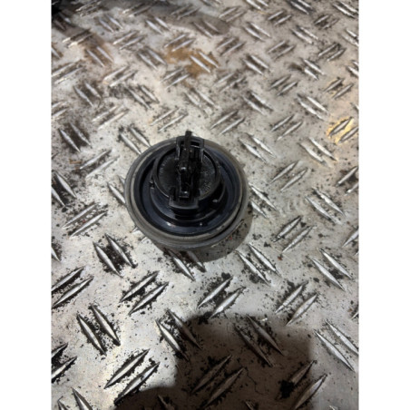 Bouchon de carburant RENAULT MASTER 2 Photo n°1
