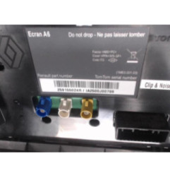 Ecran GPS RENAULT CLIO 3 Photo n°1